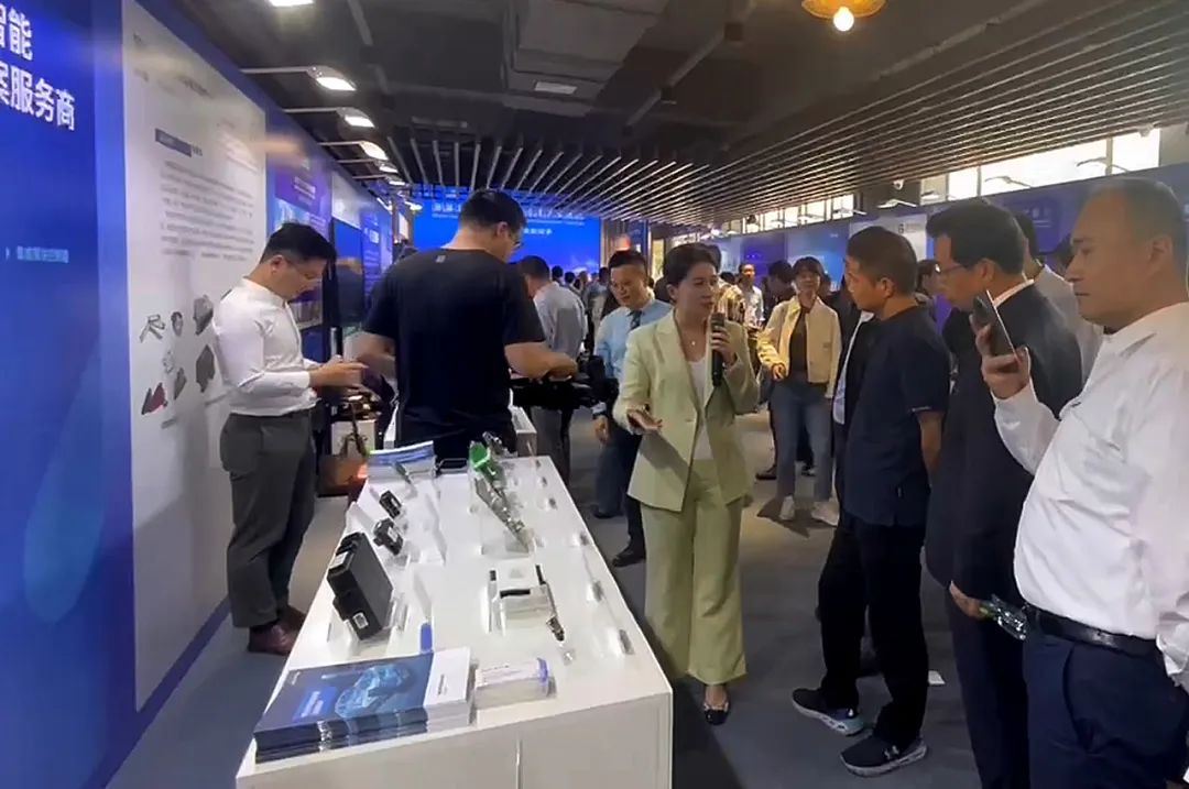 奇瑞图2.jpg 吕氏贵宾会(中国区)官方网站